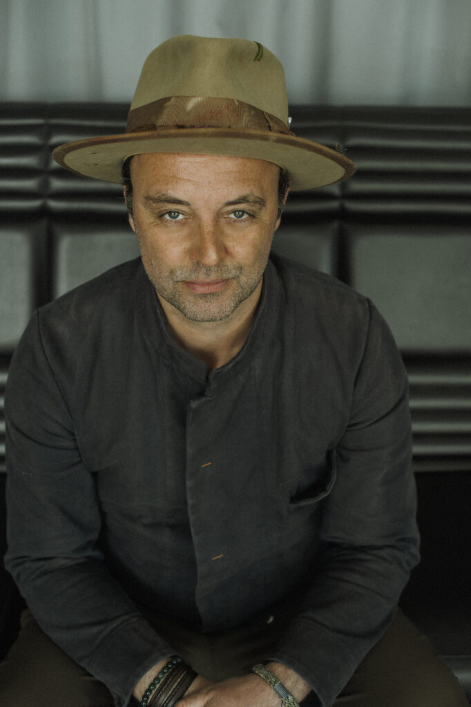 Niels Geusebroek sings Coldplay